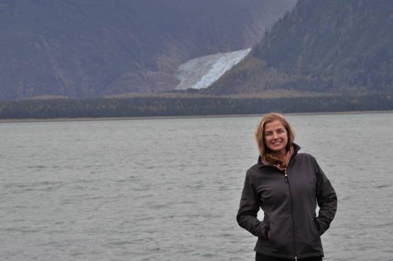 Visita à bela Mud Bay, com suas enormes geleiras, em Haines, no sudeste do Alaska